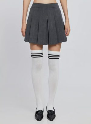 Classic Schoolgirl Skirt IO530