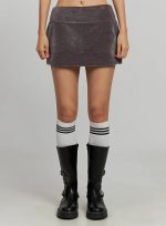 Velvet Low-Rise Mini Skirt IJ502