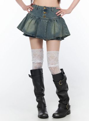 Buttoned Pleated Mini Skirt CA528